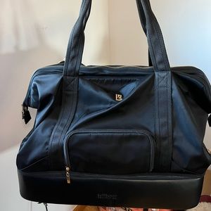 Buffbunny Collection travel bag
